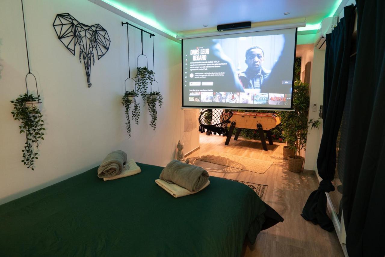 Apartment Capsule Thailande I Sauna I Balneo I Console I Jeux En Bois I Cinema I Cour Interieure Trith-Saint-Leger