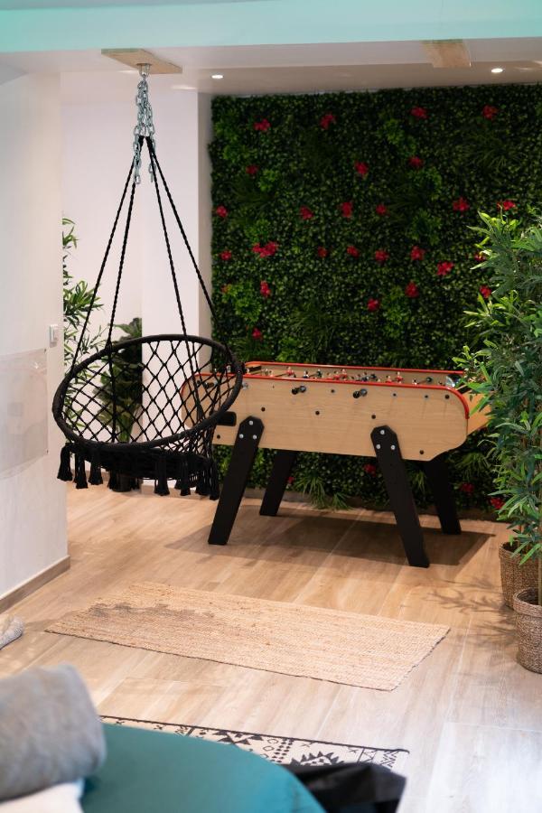 Capsule Thailande I Sauna I Balneo I Console I Jeux En Bois I Cinema I Cour Interieure *