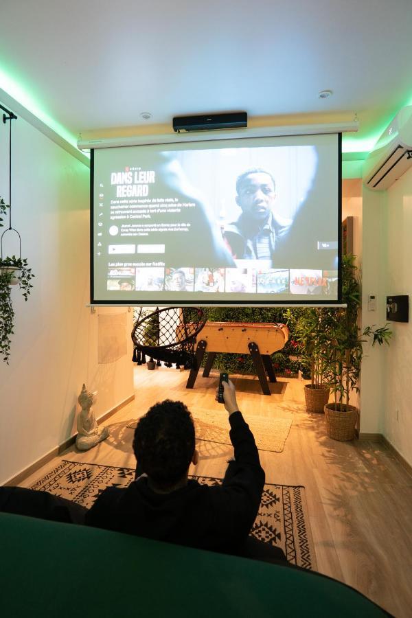 Capsule Thailande I Sauna I Balneo I Console I Jeux En Bois I Cinema I Cour Interieure *